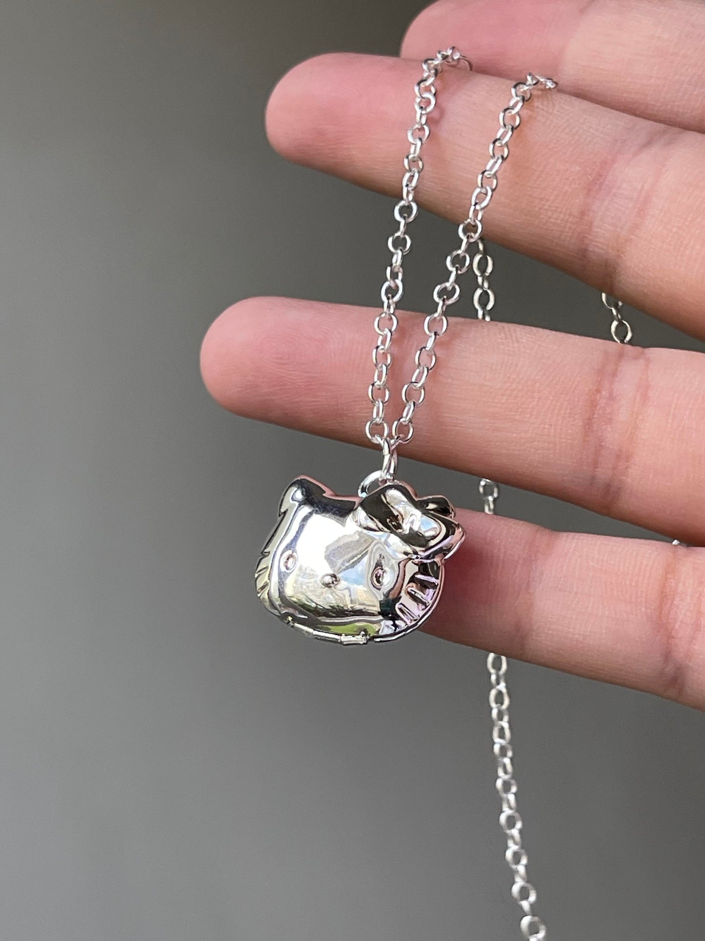 Hellokitty Shape Silver  Locket Necklace that Holds Pictures Custom Photo Lockets Personalized Birth  Necklace for Women