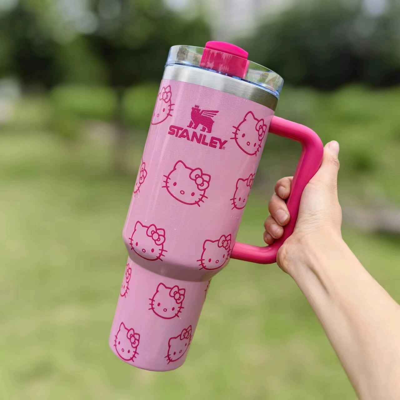HelloKitty In-Car Insulated Cup 1200 ml Tumbler with Handle , Stainless Steel Insulated Cup with Lid Gym Water Bottle Cupholder Friendly Women Travel Mug