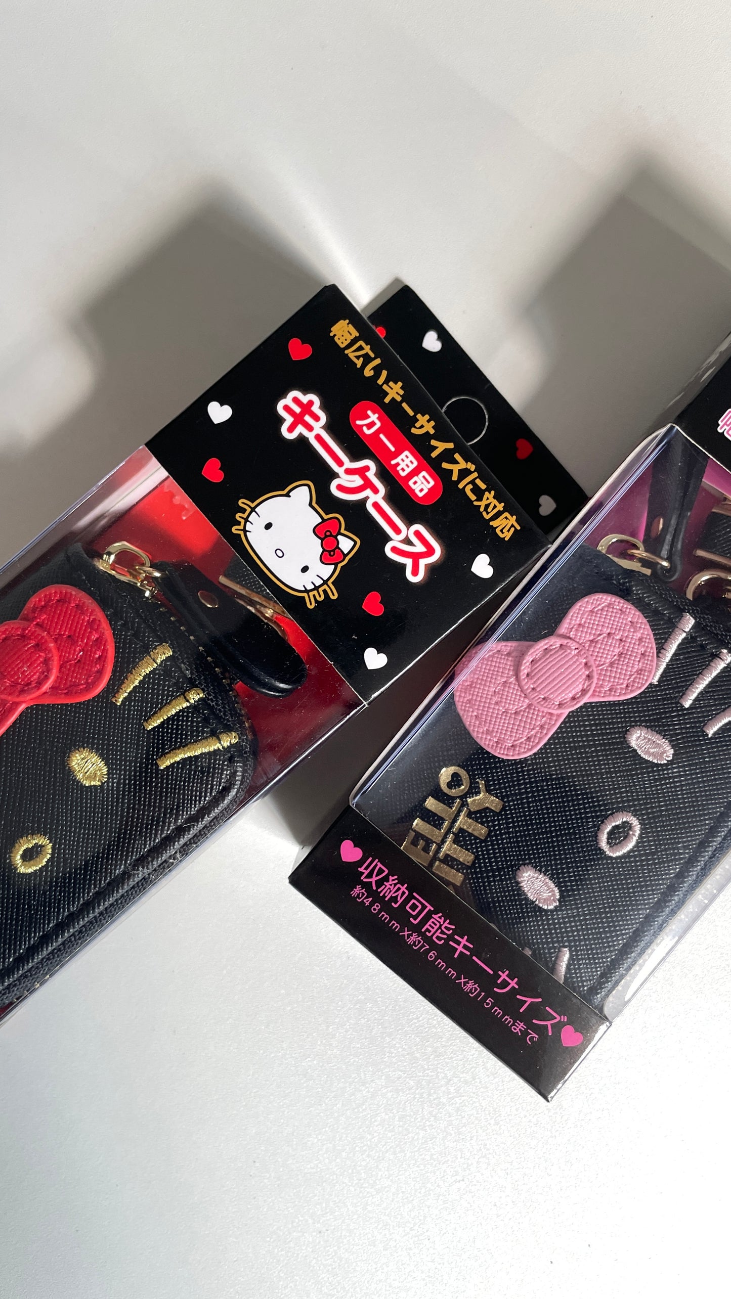 Hellokitty Cute Car Key Case for Girls and Women, Genuine Leather Embroidered Car Smart Key Chain Keychain Holder