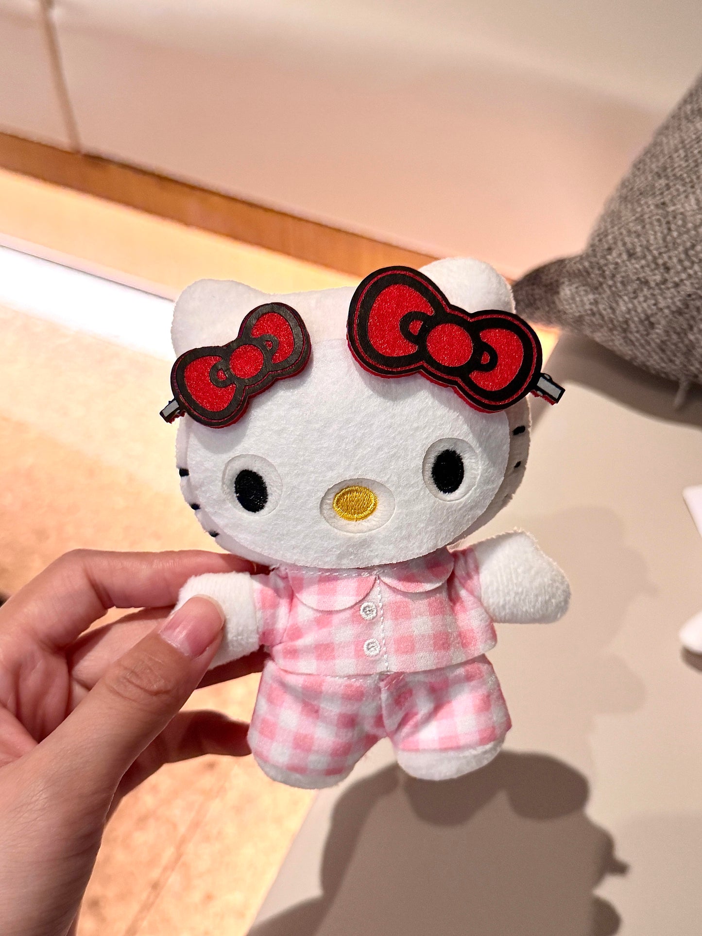 Hello Kitty Face Mask Pajamas Plush Keychain Bag Charms