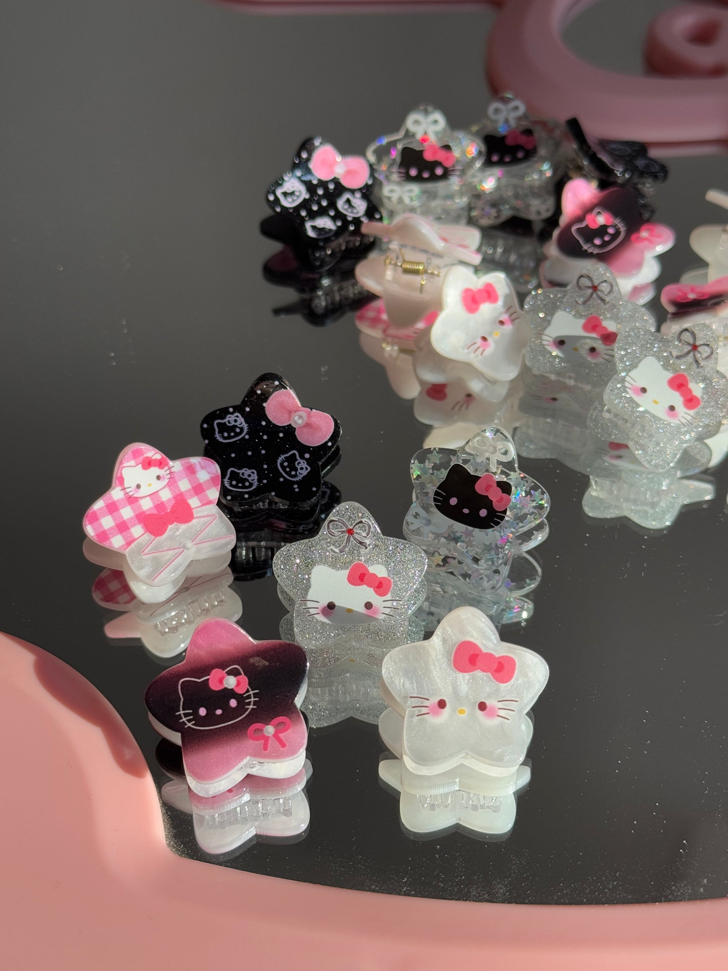 Hellokitty Star Shaped Mini Hair Clips | 6 Count (Pack of 1)