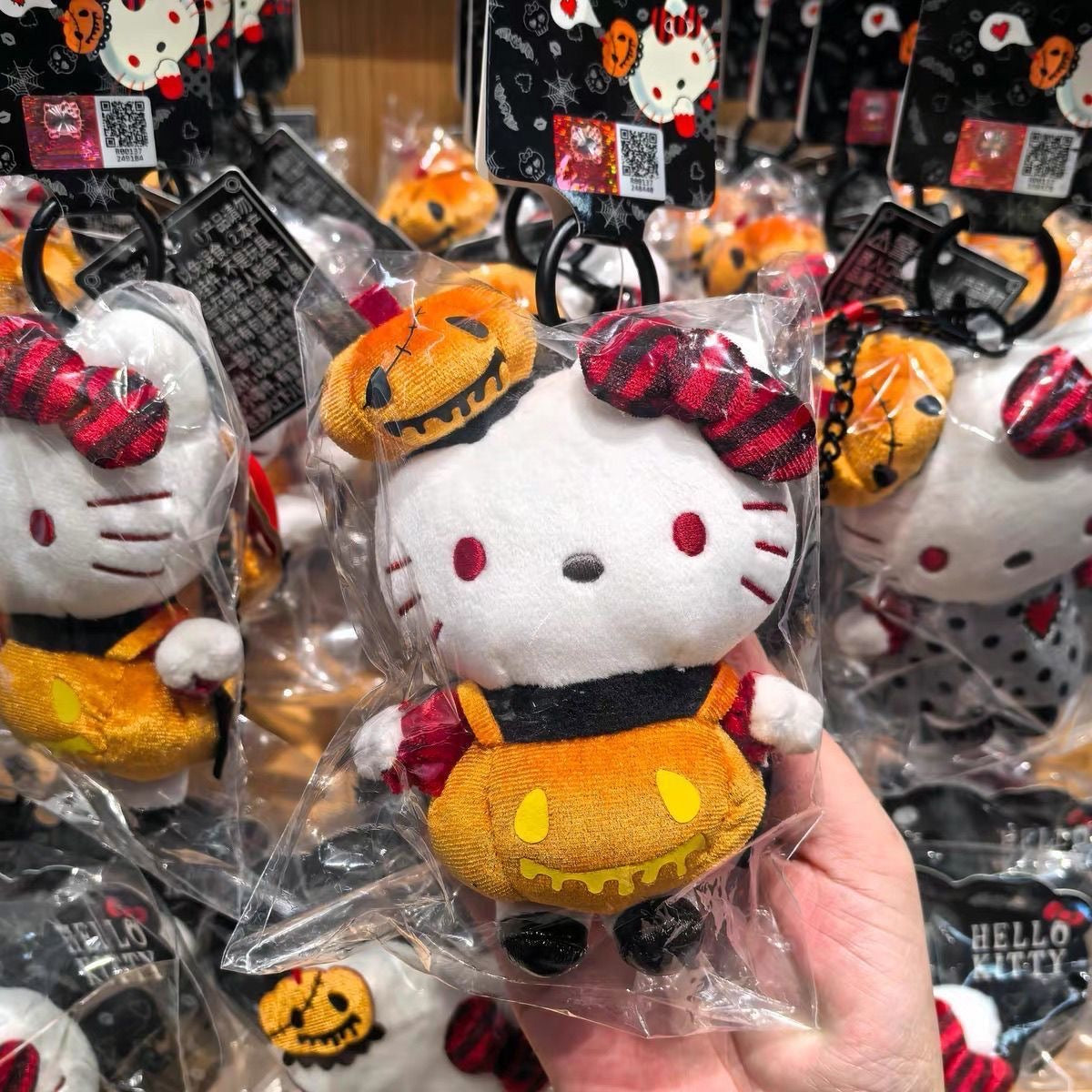 Hellokitty Halloween Pumpkin Plushie Keychain