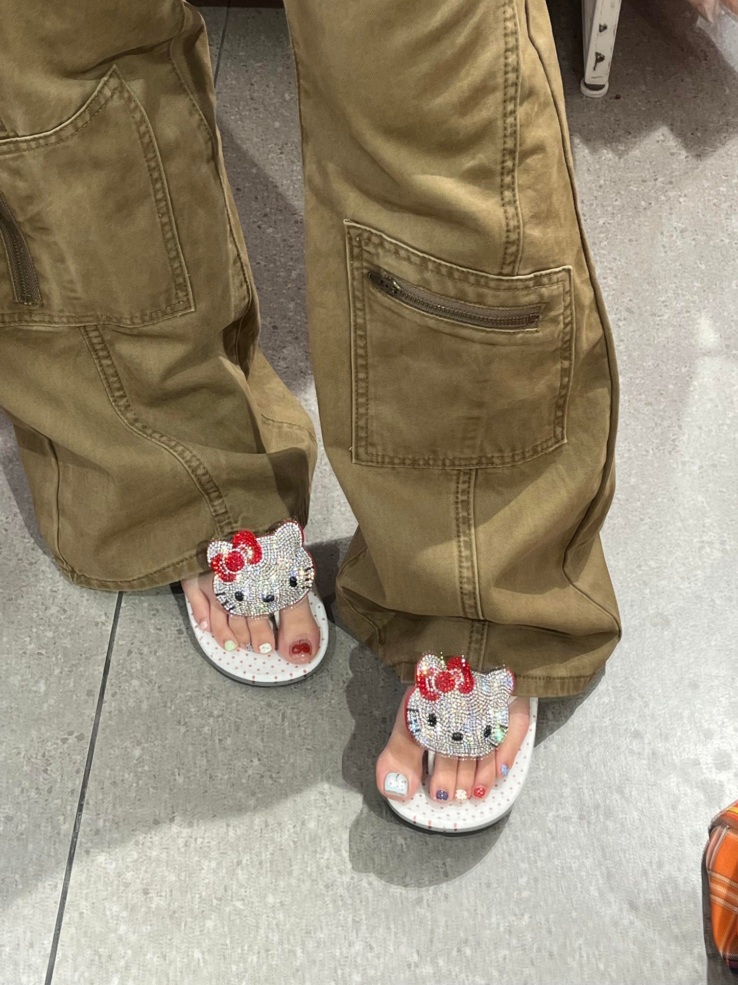 Sparkling Hellokitty Sandals Polka-dot Sole Flip Flops
