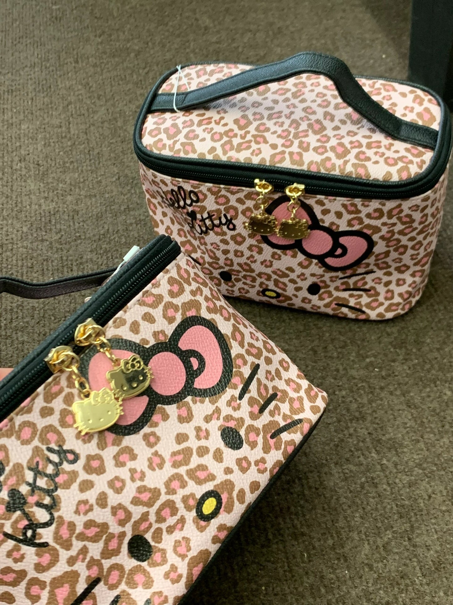 Hellokitty Leopard-print Travel Makeup Portable Storage Bag | Dividers for Cosmetics Makeup Brushes Toiletry Jewelry Digital Accessories