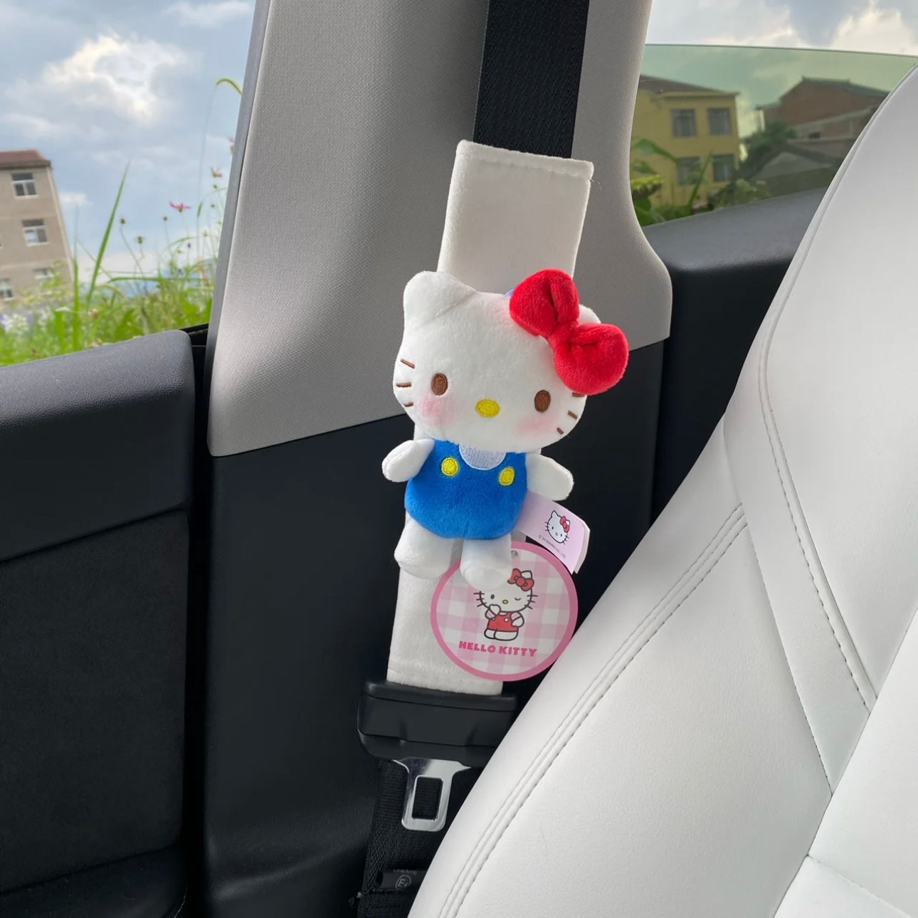 Hellokitty Car Seat Belt Cover Pad, Seatbelt Shoulder Strap Pads Covers for Shoulder Protector Car Accessories for Kids Adults (1 PCS)