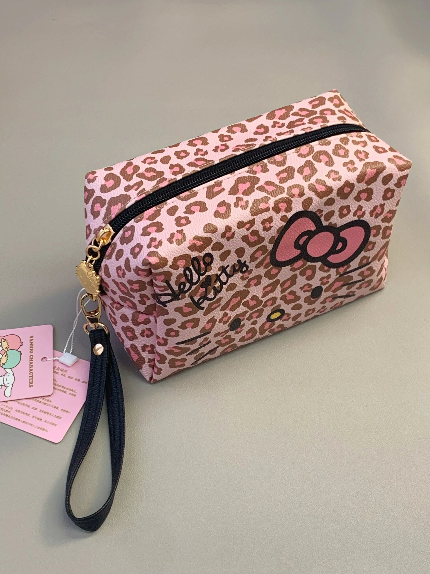 Hellokitty Leopard-print Travel Makeup Portable Storage Bag | Dividers for Cosmetics Makeup Brushes Toiletry Jewelry Digital Accessories