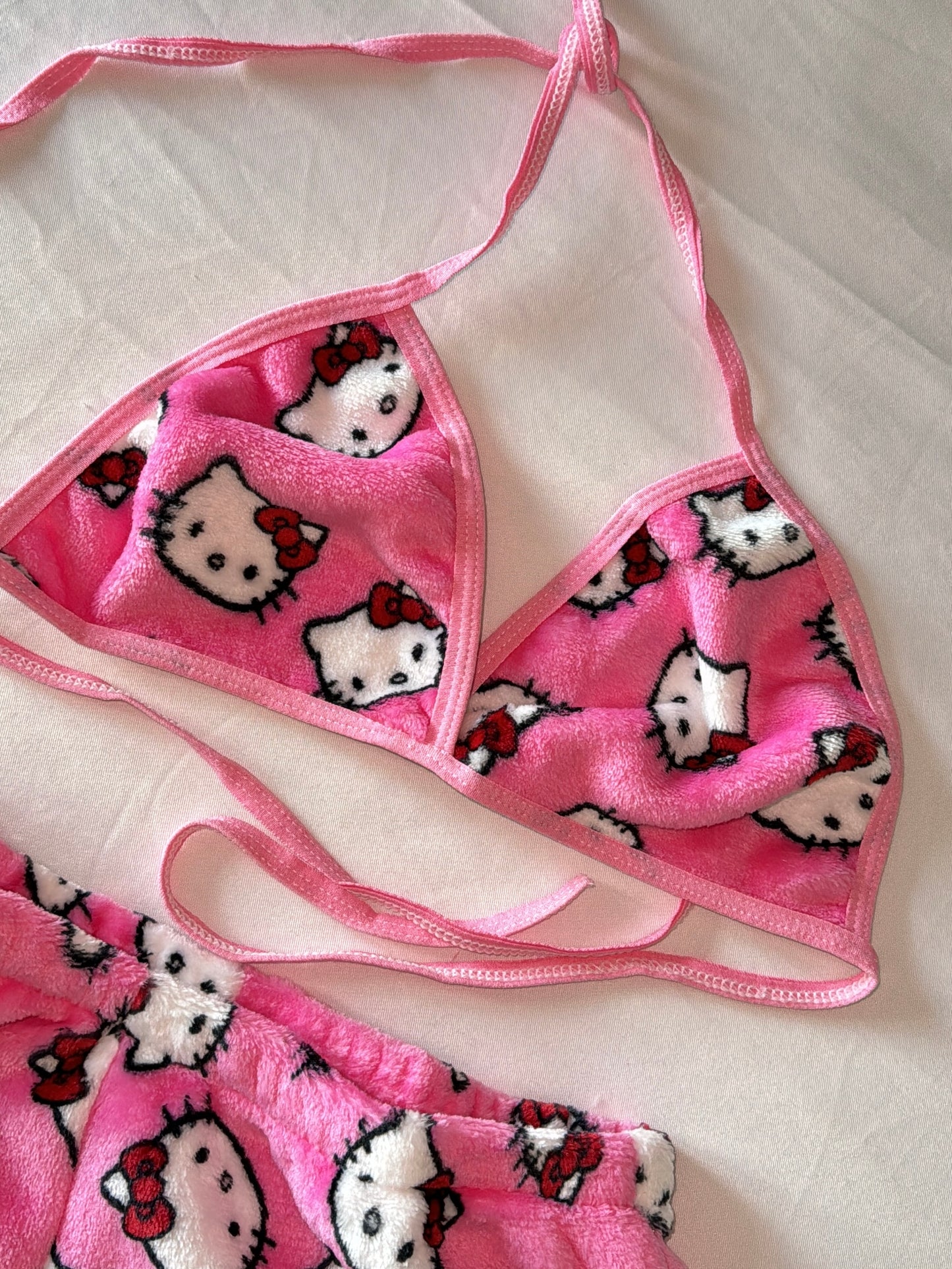 Hellokitty Women'S 2 Piece Sleepwear Flannel Bikini Top with Shorts Pj Set