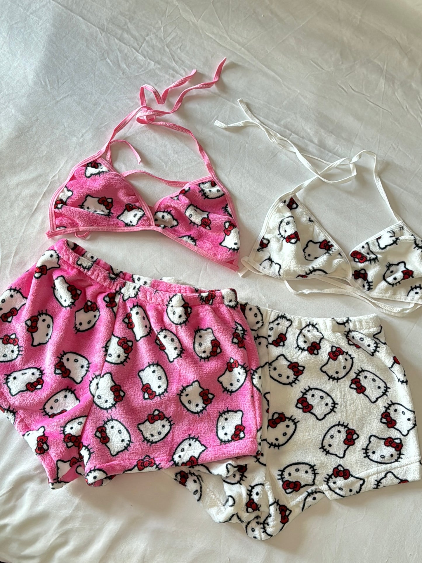 Hellokitty Women'S 2 Piece Sleepwear Flannel Bikini Top with Shorts Pj Set