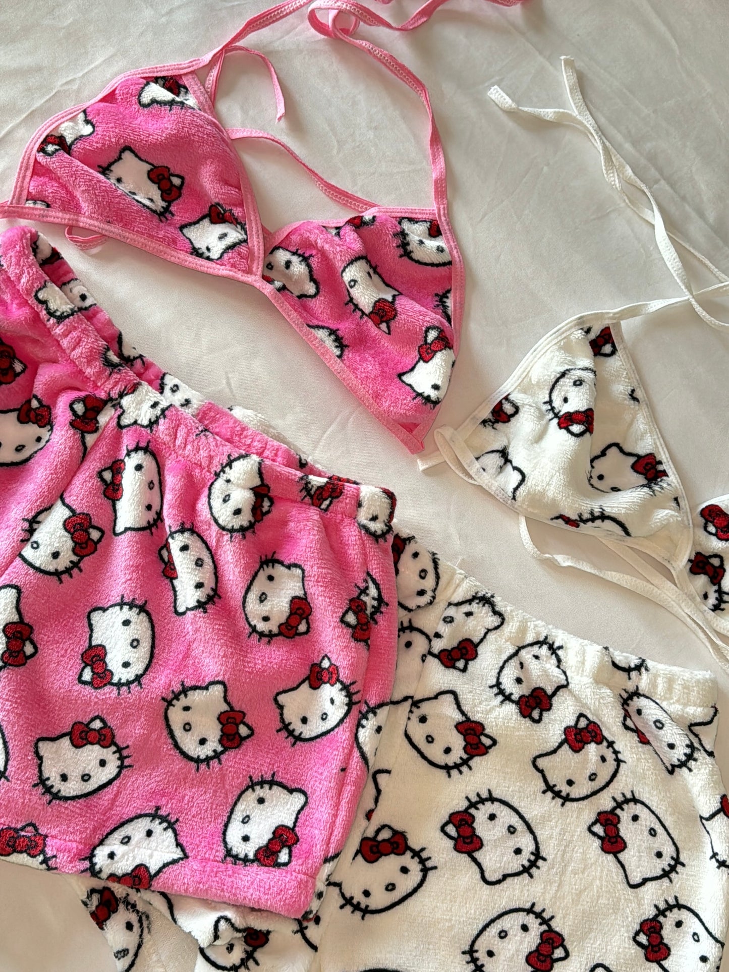 Hellokitty Women'S 2 Piece Sleepwear Flannel Bikini Top with Shorts Pj Set