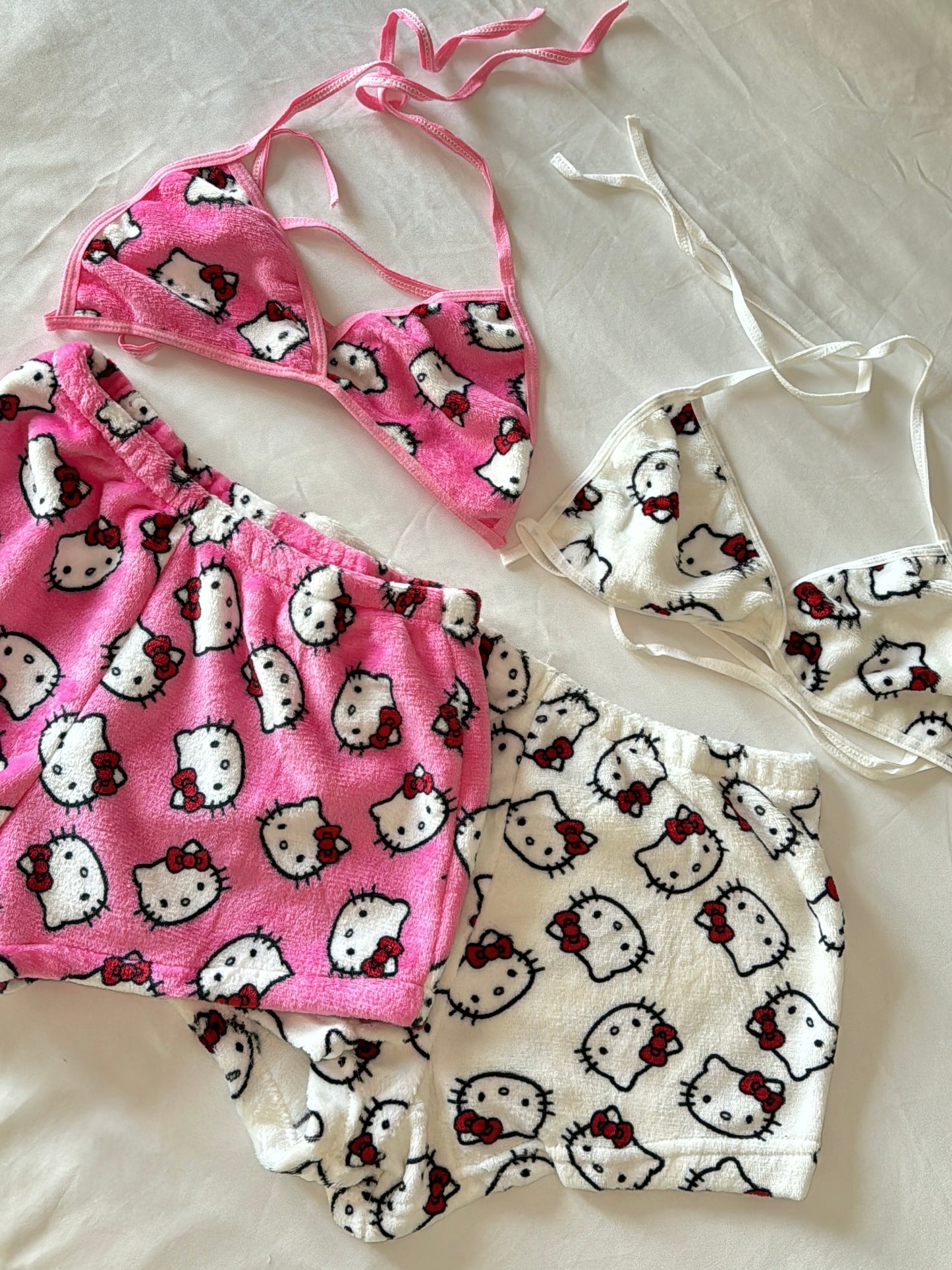 Hellokitty Women'S 2 Piece Sleepwear Flannel Bikini Top with Shorts Pj Set